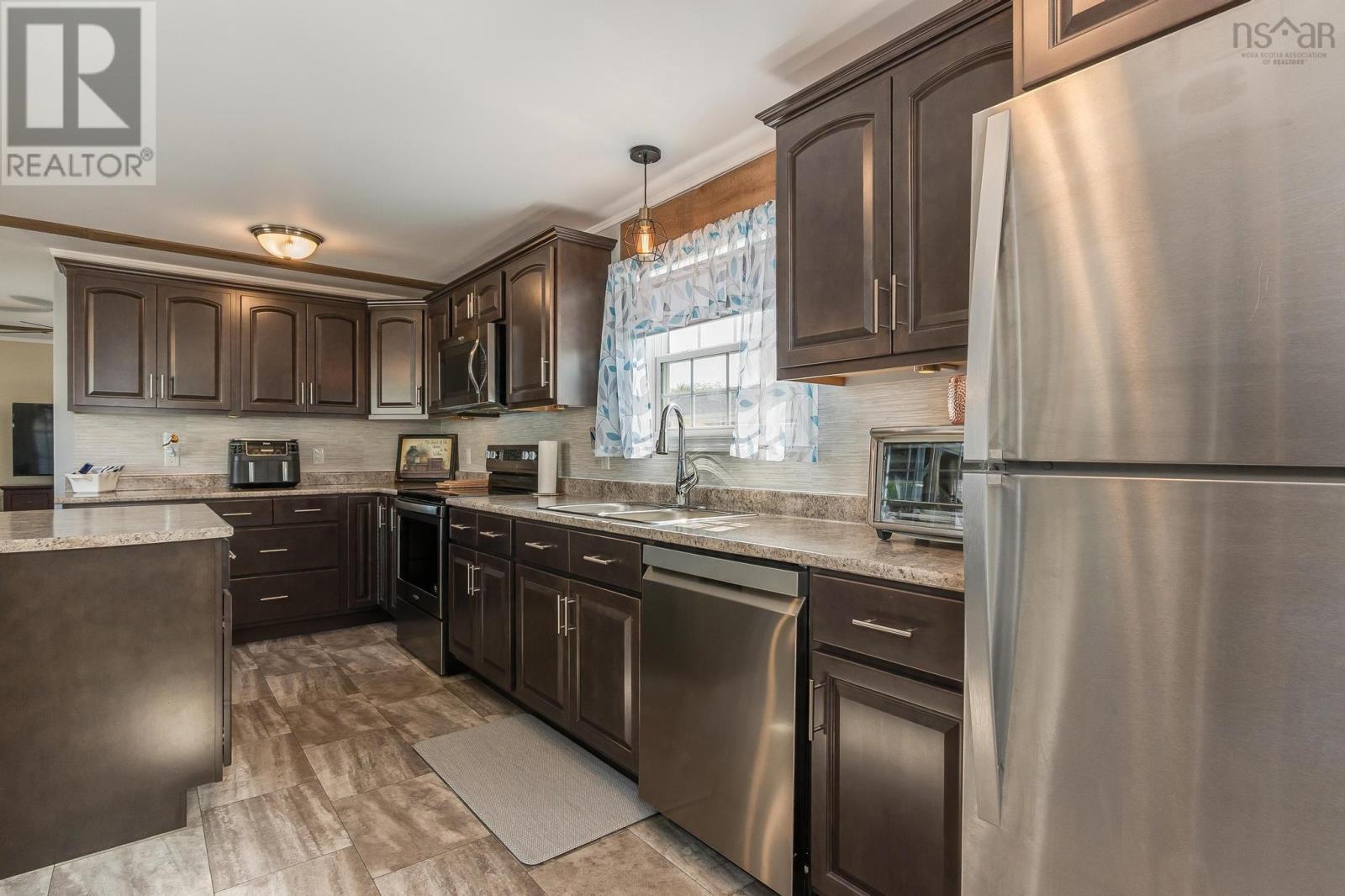 32 Second Street, Lucasville, Nova Scotia  B4B 1P9 - Photo 16 - 202519042