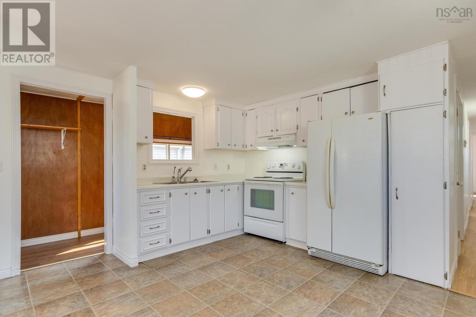 27 Florence Avenue, Dartmouth, Nova Scotia  B2Y 2A4 - Photo 11 - 202519243