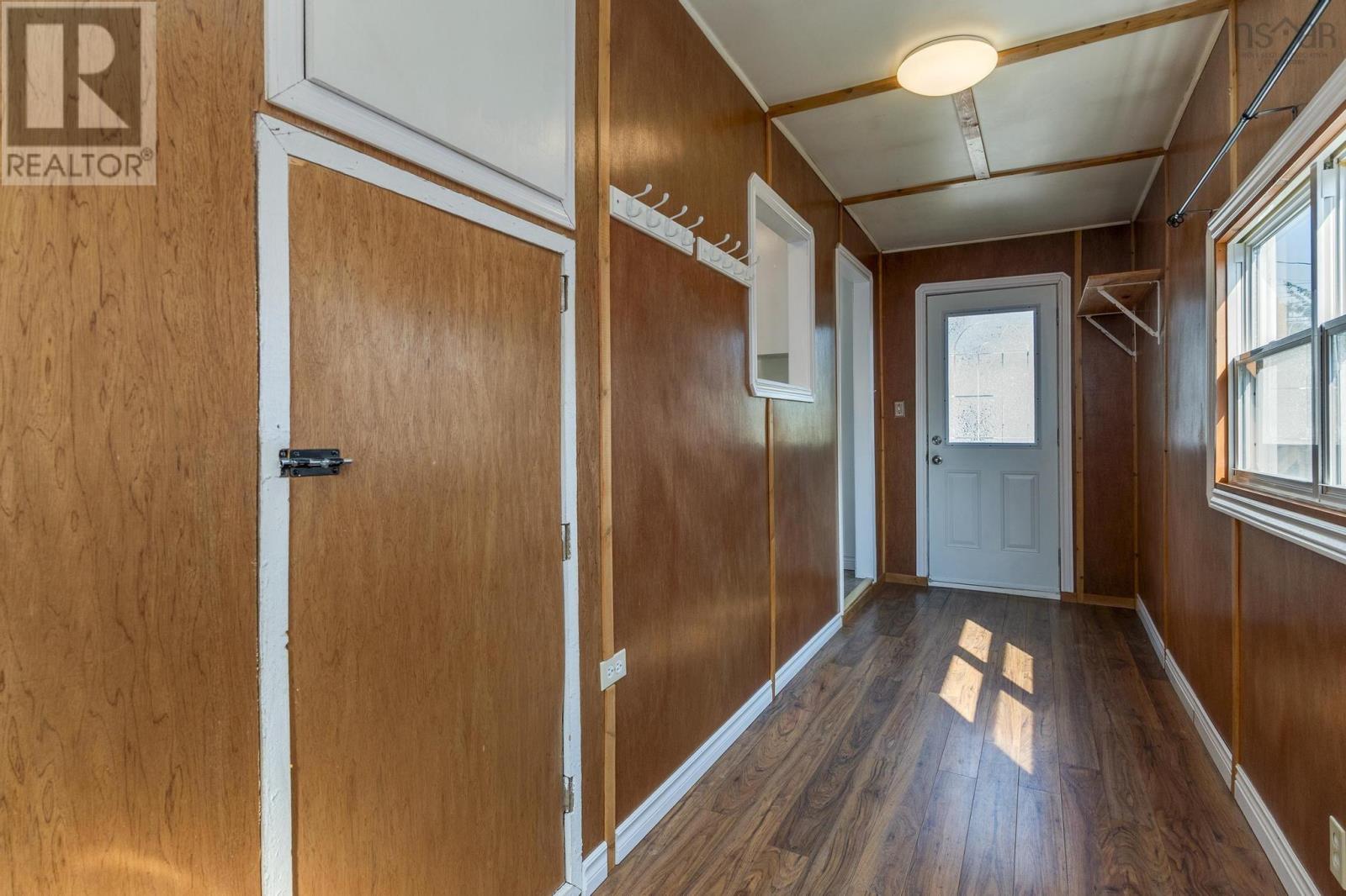 27 Florence Avenue, Dartmouth, Nova Scotia  B2Y 2A4 - Photo 5 - 202519243