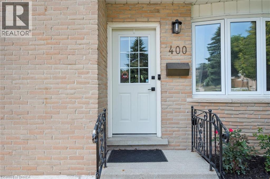 Property at 400 ODLUM Drive image 3
