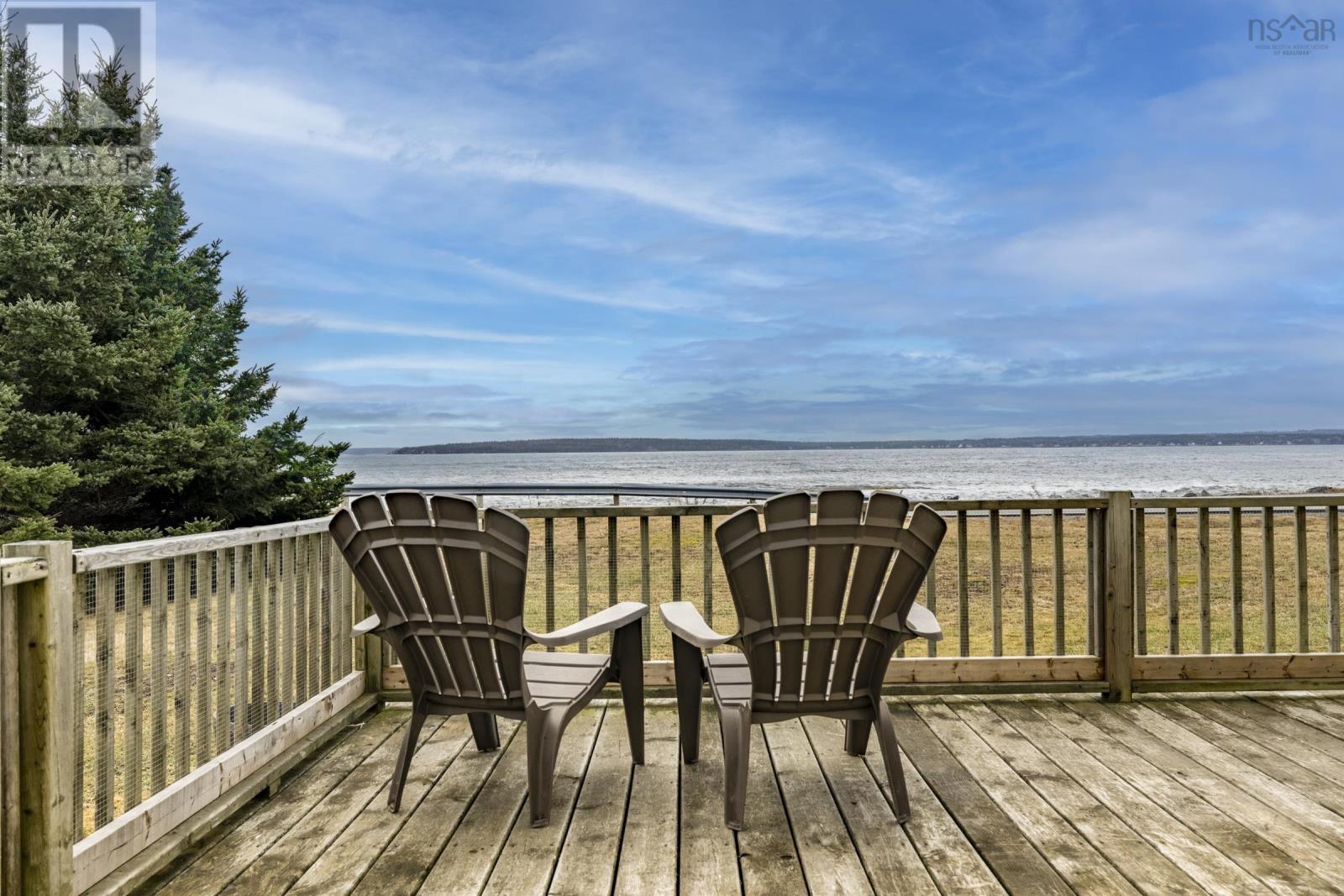 1263 Blue Rocks Road, Blue Rocks, Nova Scotia  B0J 2C0 - Photo 2 - 202501808