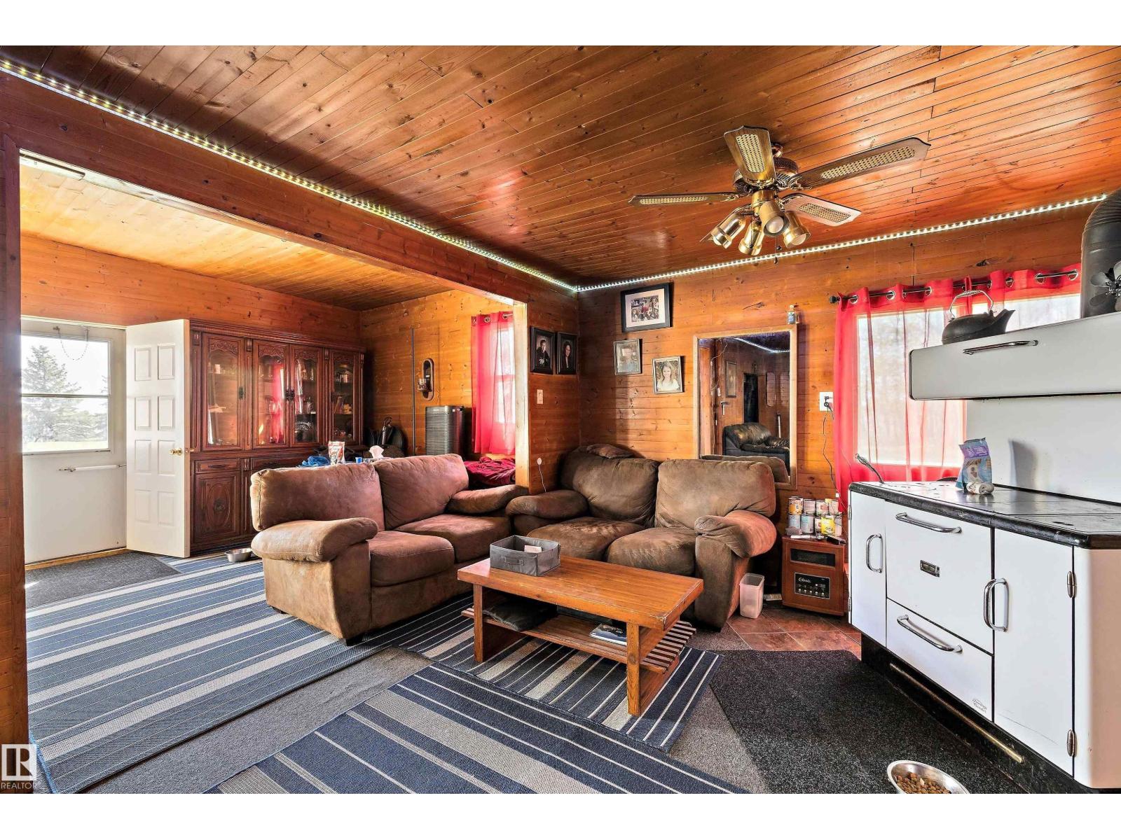55532 Rge Road 250, Rural Sturgeon County, Alberta  T8R 0M8 - Photo 35 - E4435141