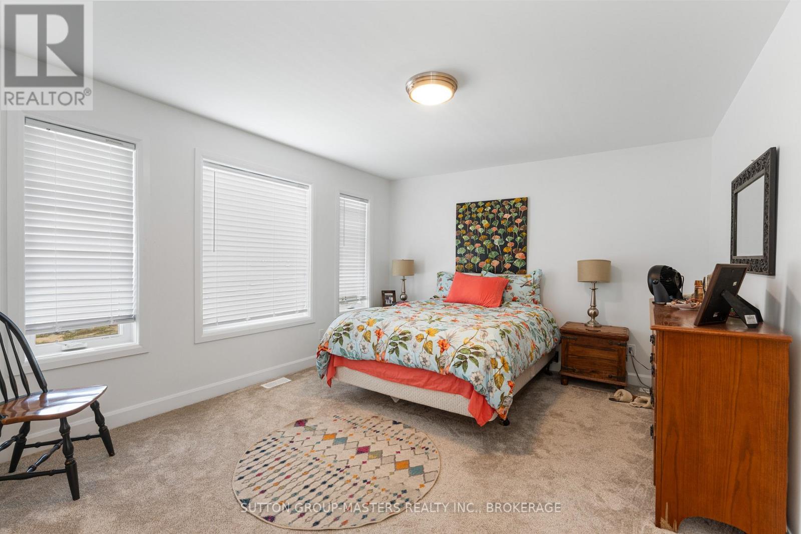 229 Superior Drive, Loyalist (Amherstview), Ontario  K7N 0E9 - Photo 16 - X12336476