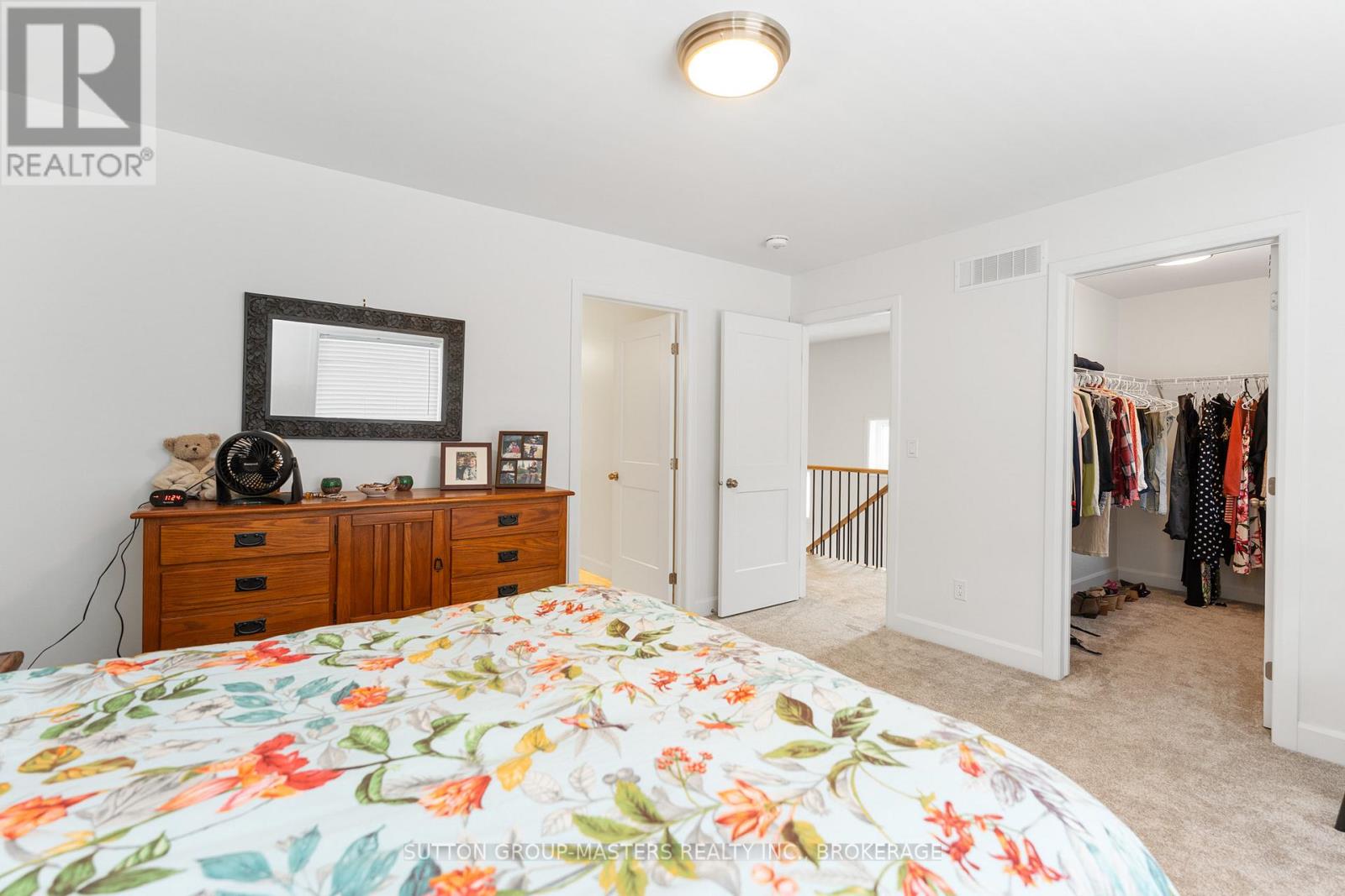 229 Superior Drive, Loyalist (Amherstview), Ontario  K7N 0E9 - Photo 17 - X12336476