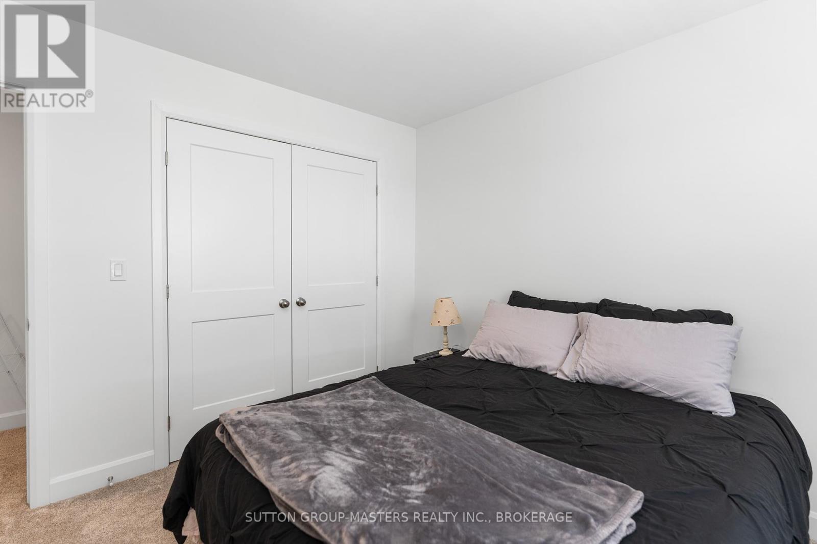229 Superior Drive, Loyalist (Amherstview), Ontario  K7N 0E9 - Photo 22 - X12336476
