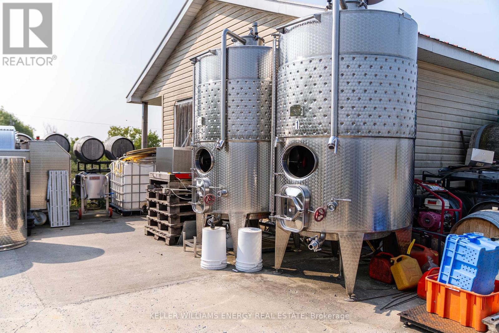 804 Closson Road, Prince Edward County, Ontario K0K 2J0 - Photo 24 - X12336496