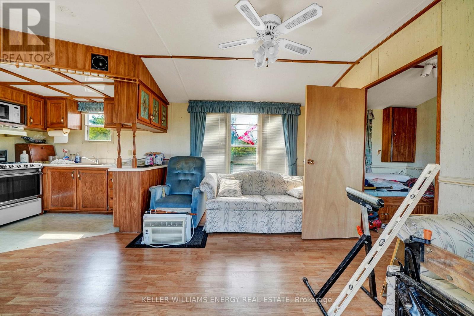 804 Closson Road, Prince Edward County, Ontario K0K 2J0 - Photo 35 - X12336496