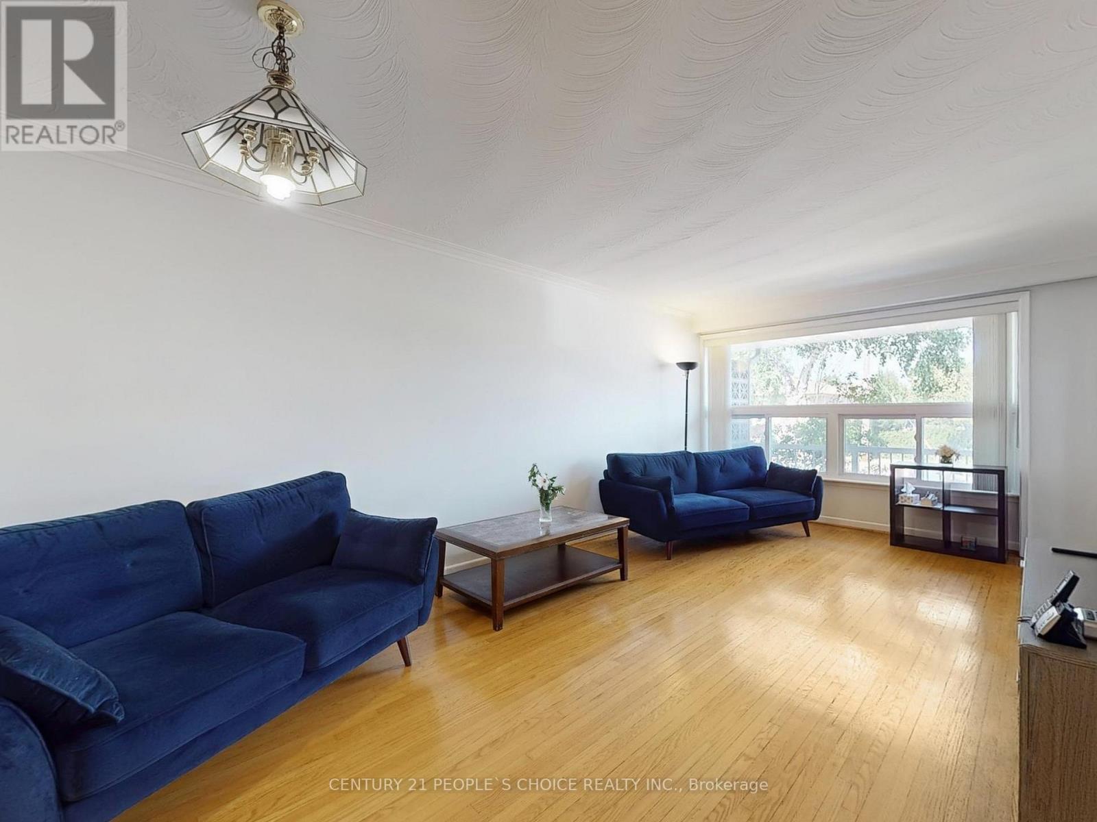Property at 42 CLAYHALL CRESCENT image 5