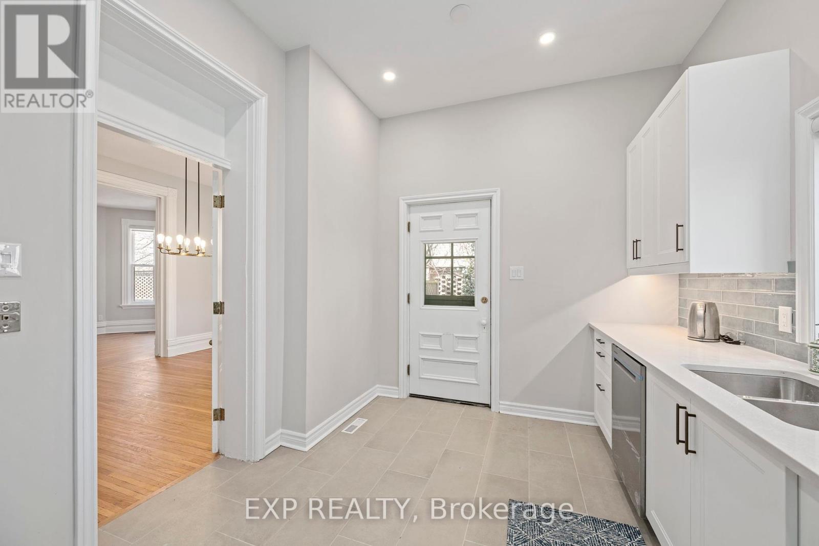 234 Hyman Street, London East, Ontario  N6A 1N5 - Photo 16 - X12336463