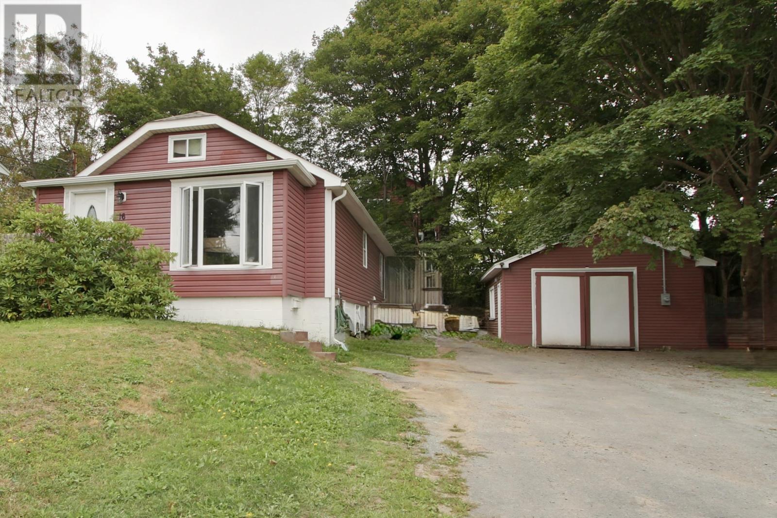 16 Power Street, Dartmouth, Nova Scotia  B2W 1M2 - Photo 1 - 202514620