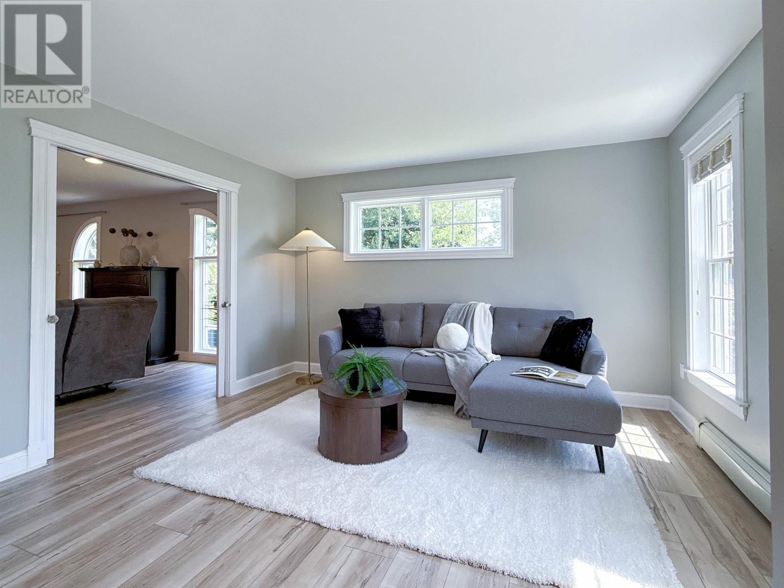 14 Royalty Road, Charlottetown, Prince Edward Island  C1E 1T8 - Photo 8 - 202520218