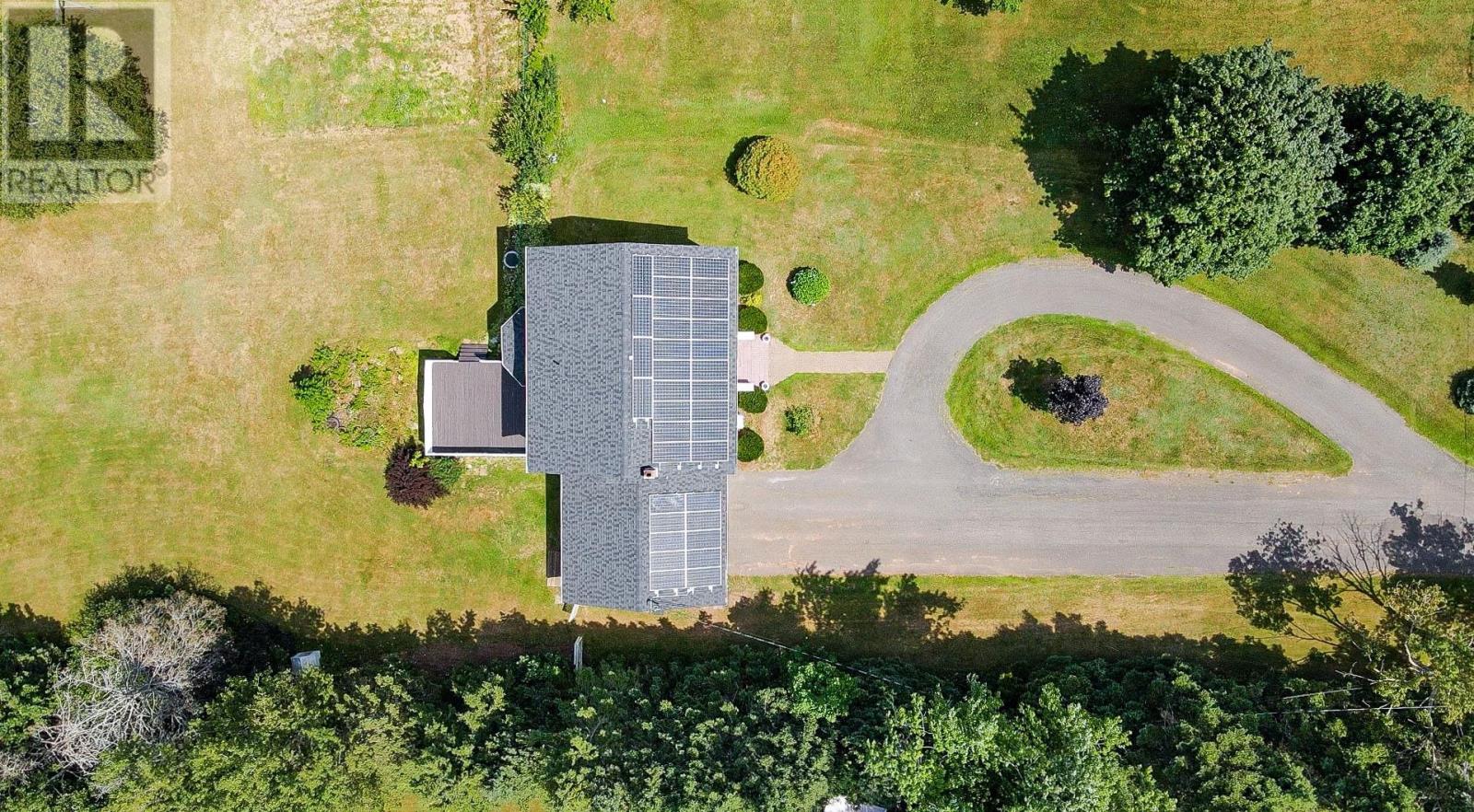 14 Royalty Road, Charlottetown, Prince Edward Island  C1E 1T8 - Photo 44 - 202520218
