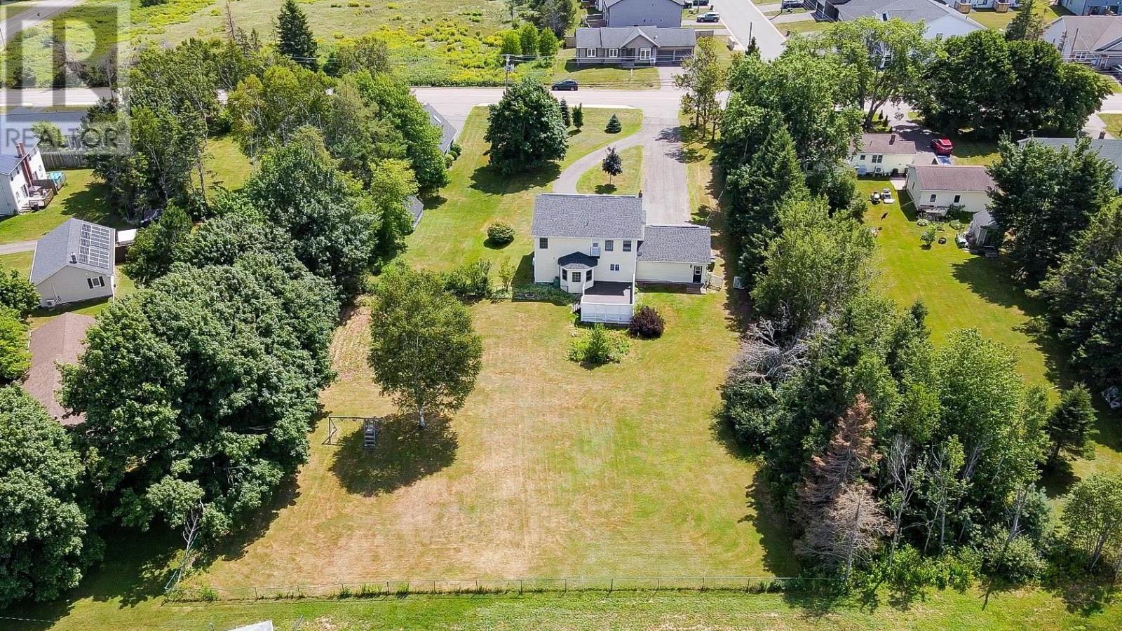 14 Royalty Road, Charlottetown, Prince Edward Island  C1E 1T8 - Photo 48 - 202520218