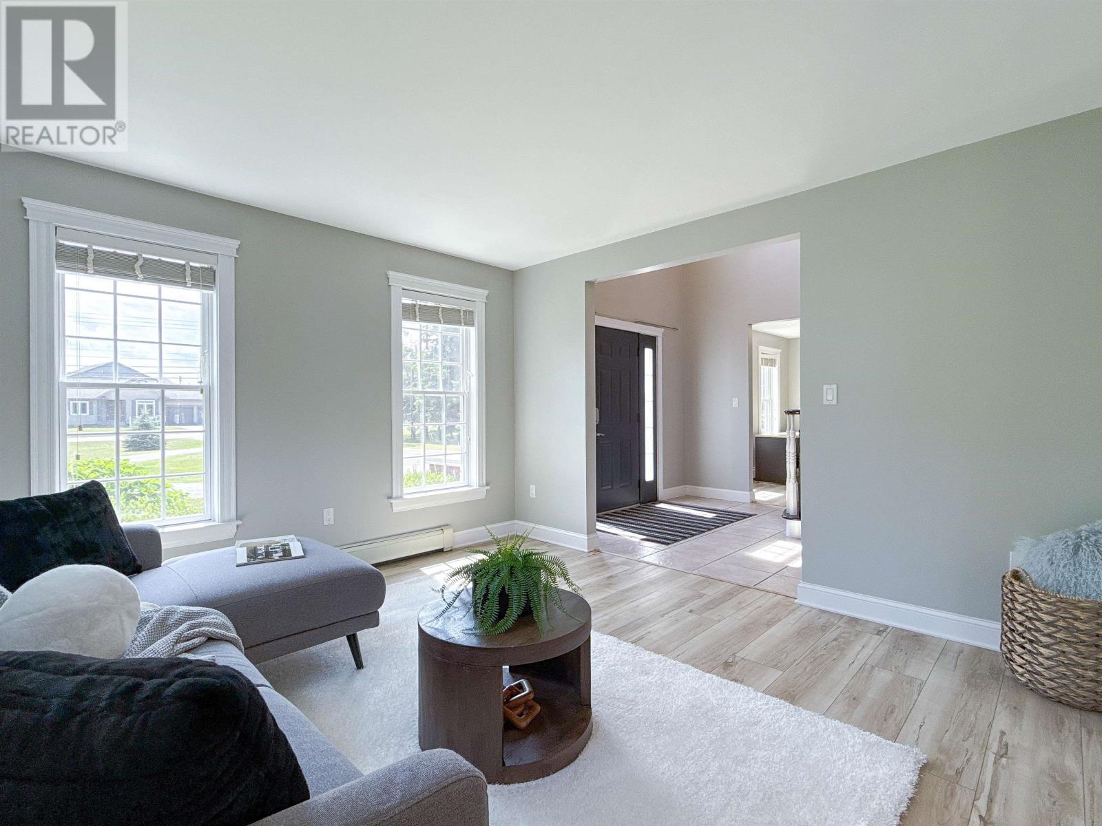 14 Royalty Road, Charlottetown, Prince Edward Island  C1E 1T8 - Photo 7 - 202520218