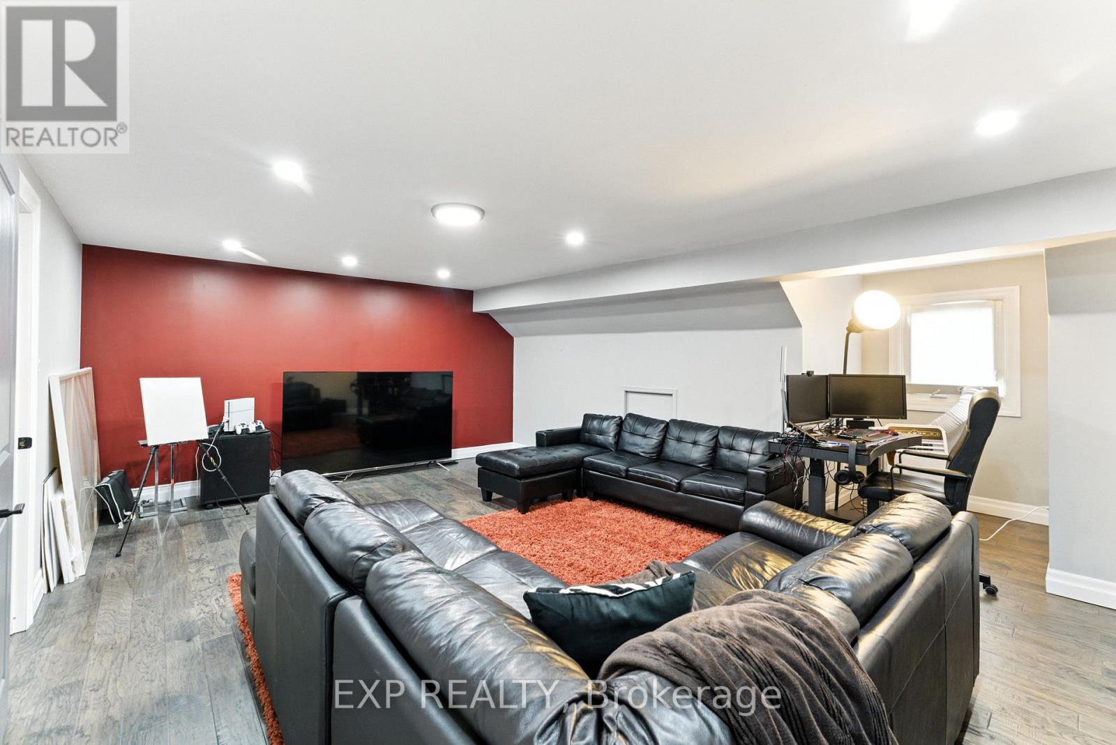 65 Sunvale Place, Hamilton, Ontario  L8E 4Z6 - Photo 34 - X12333836