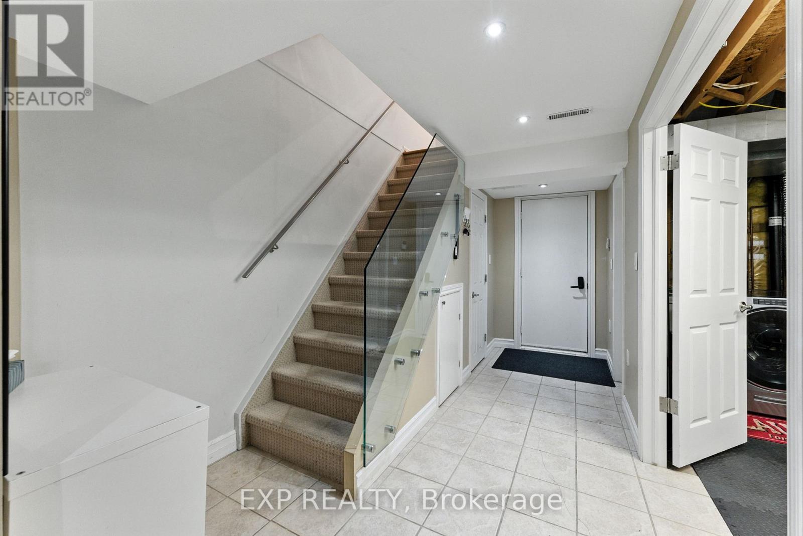 65 Sunvale Place, Hamilton, Ontario  L8E 4Z6 - Photo 36 - X12333836