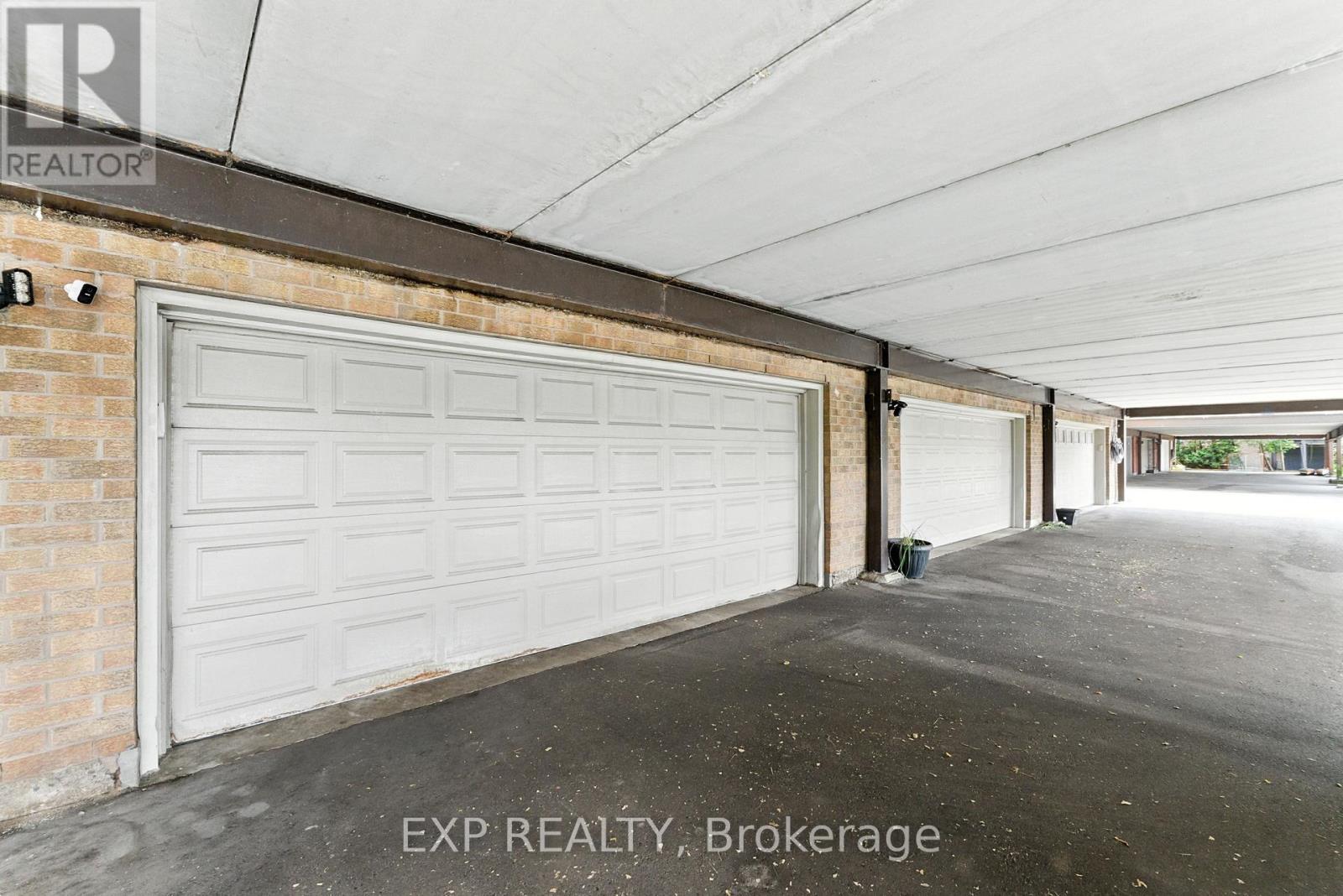65 Sunvale Place, Hamilton, Ontario  L8E 4Z6 - Photo 50 - X12333836