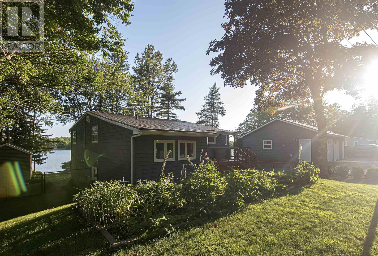 63 Pentz Lake Drive, Mount Uniacke, Nova Scotia  B0N 1Z0 - Photo 35 - 202518682