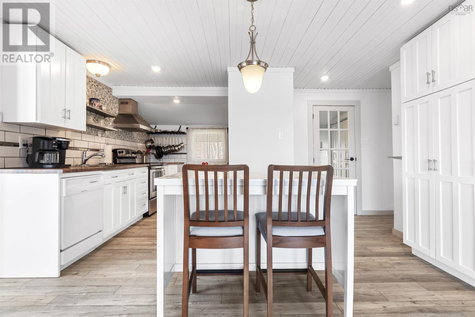 63 Pentz Lake Drive, Mount Uniacke, Nova Scotia  B0N 1Z0 - Photo 13 - 202518682