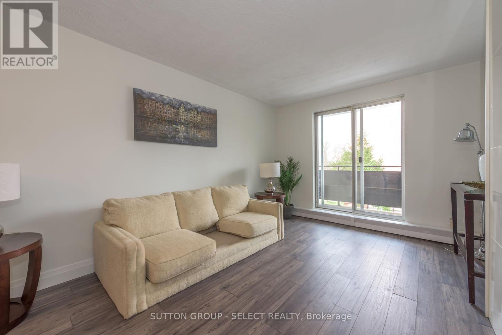 660 Cheapside Street, London East, Ontario  N5Y 3Y2 - Photo 19 - X12285030