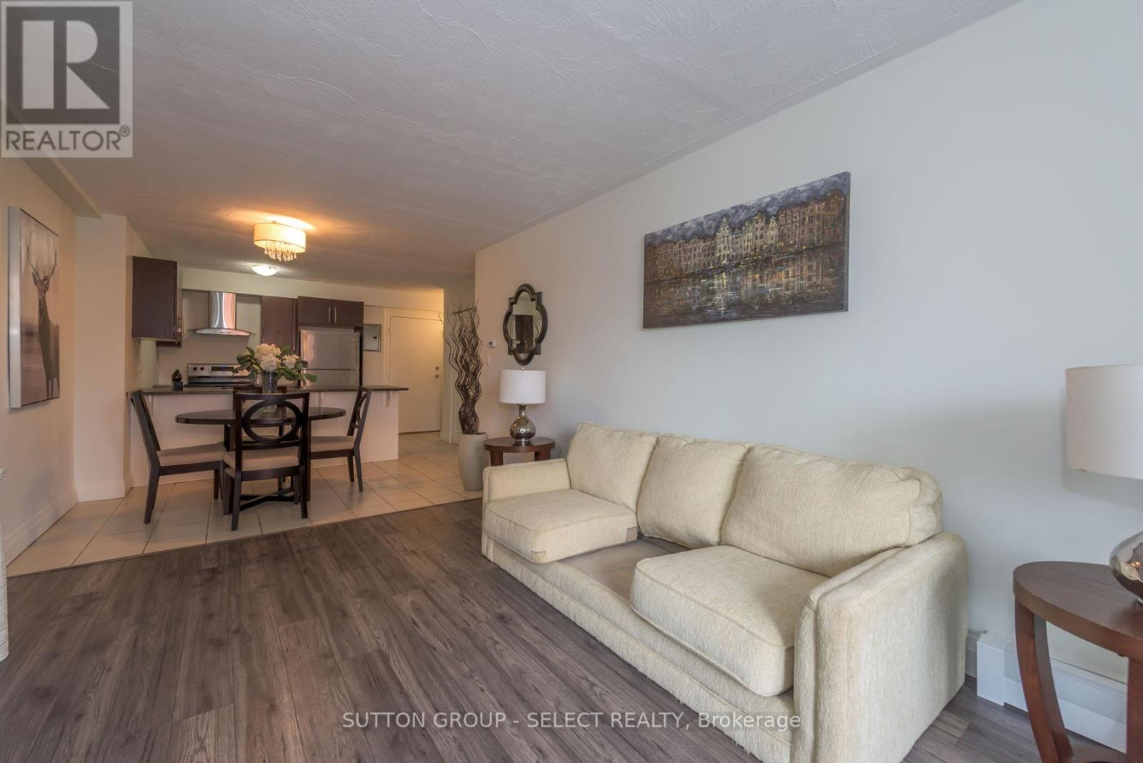 660 Cheapside Street, London East, Ontario  N5Y 3Y2 - Photo 20 - X12285030