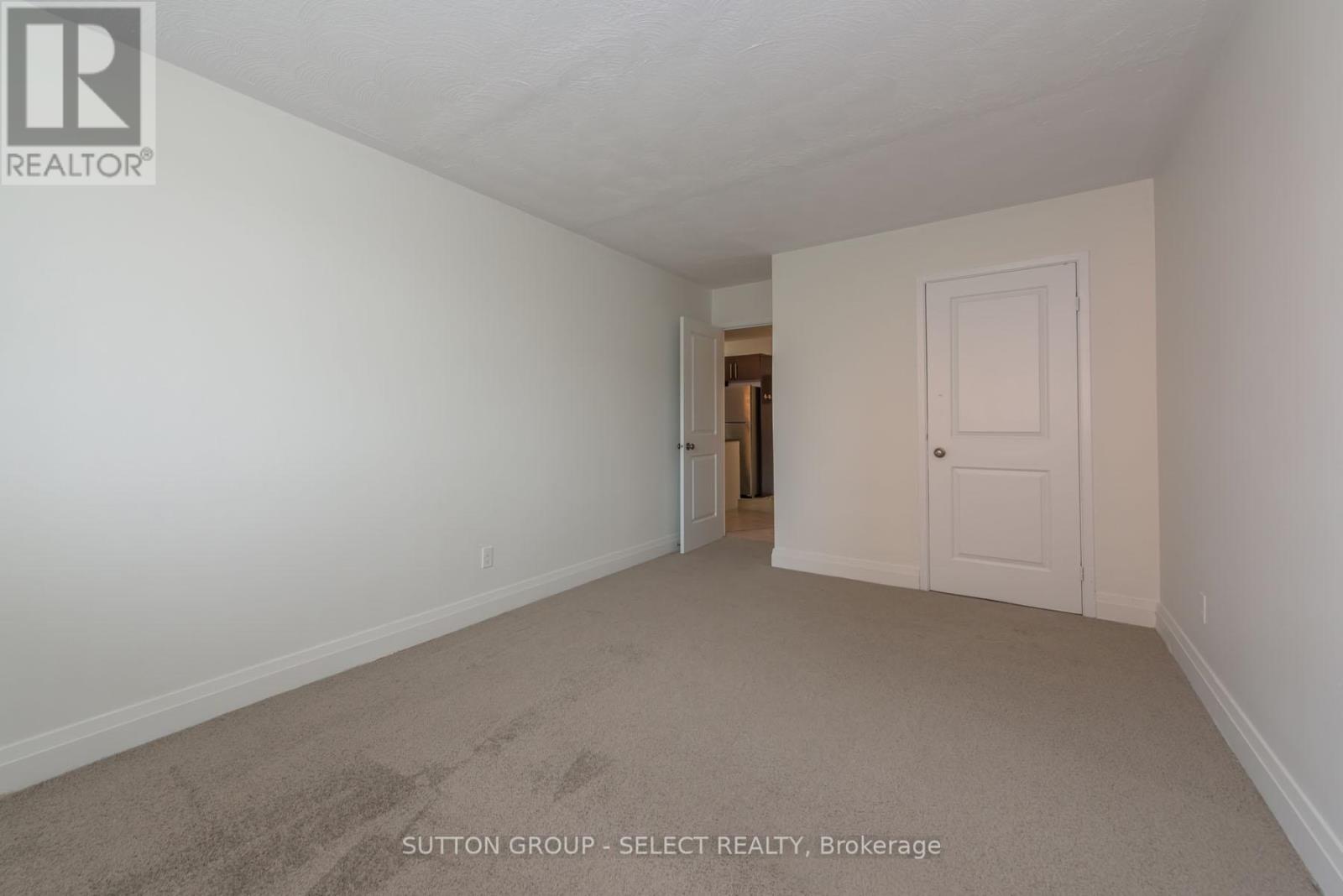 660 Cheapside Street, London East, Ontario  N5Y 3Y2 - Photo 31 - X12285030
