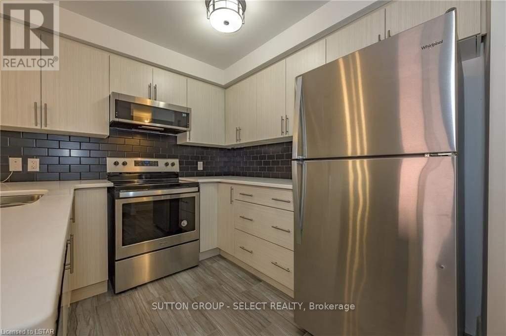 660 Cheapside Street, London East, Ontario  N5Y 3Y2 - Photo 34 - X12285030