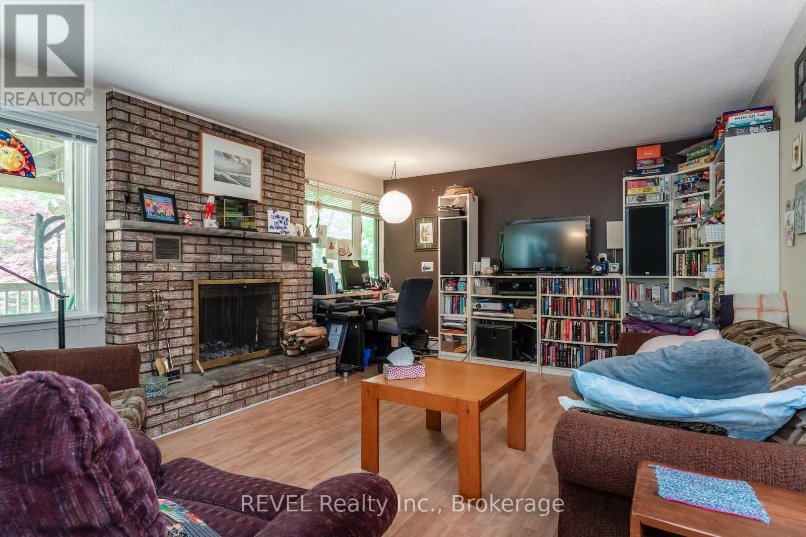 806 Victoria Street, Midland, Ontario  L4R 1B6 - Photo 27 - S12209376