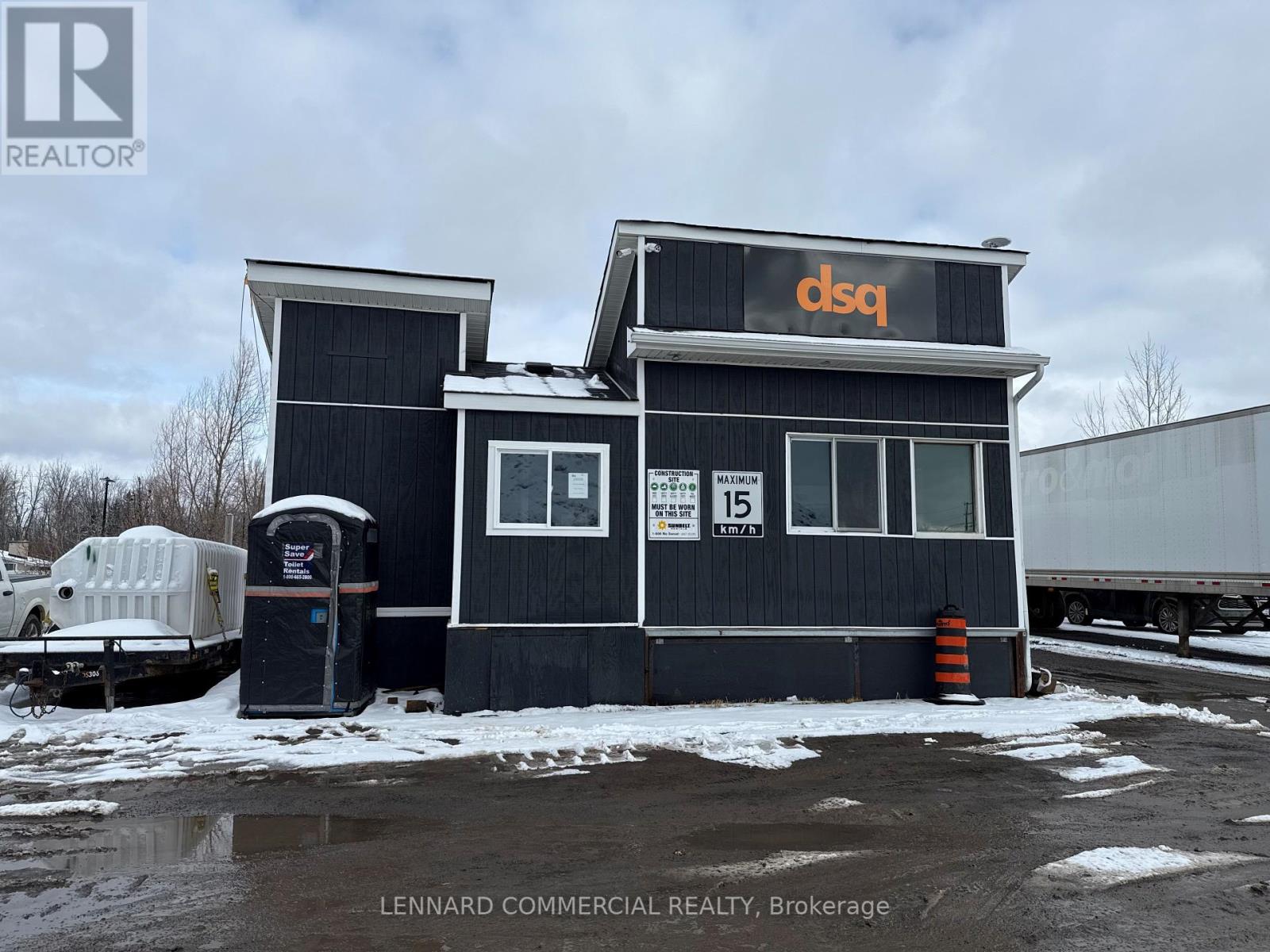 4084 Albion Road, Ottawa, Ontario  K1T 3W1 - Photo 6 - X12209659