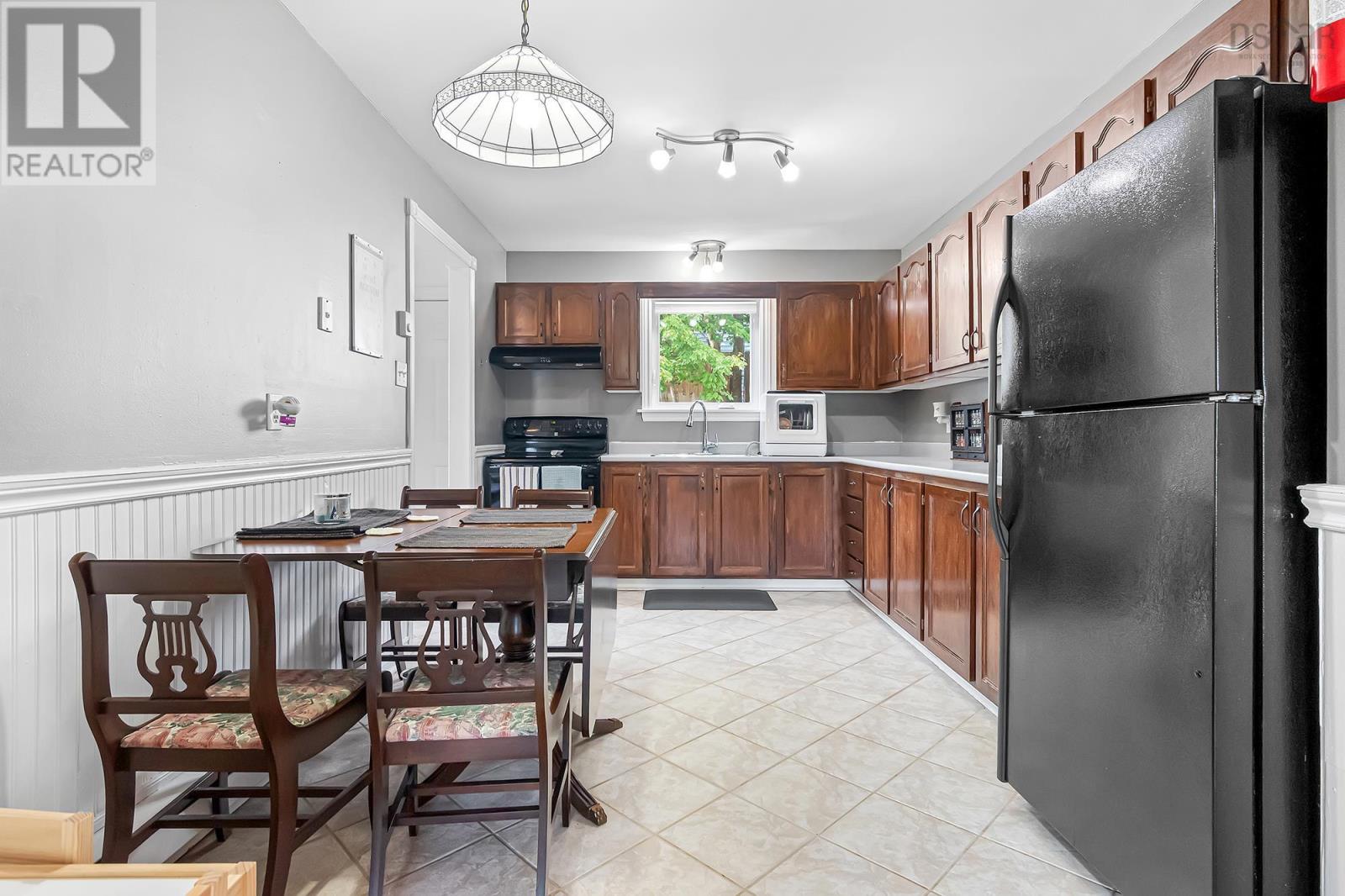 56 Norway Maple Drive, Timberlea, Nova Scotia  B3T 1K8 - Photo 6 - 202519628