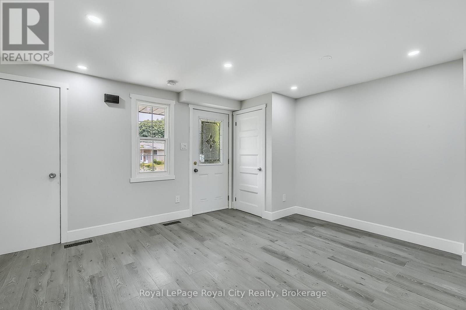 691 College Avenue W, Guelph, Ontario  N1G 2Y2 - Photo 7 - X12336471