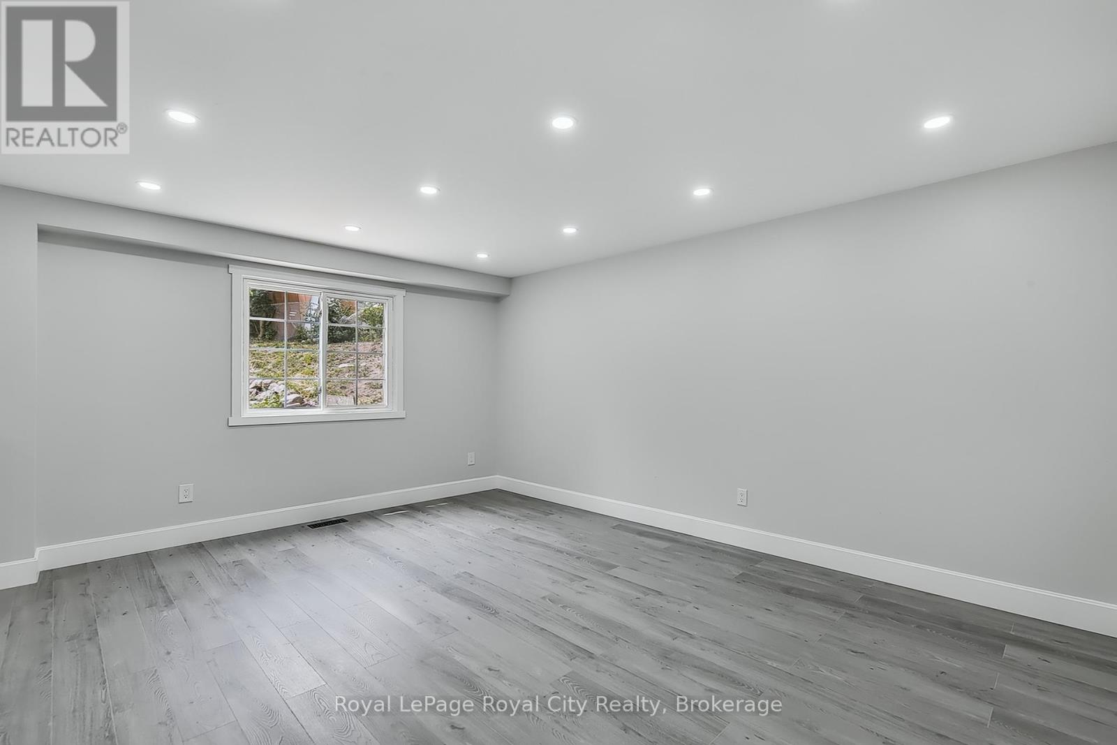 691 College Avenue W, Guelph, Ontario  N1G 2Y2 - Photo 9 - X12336471