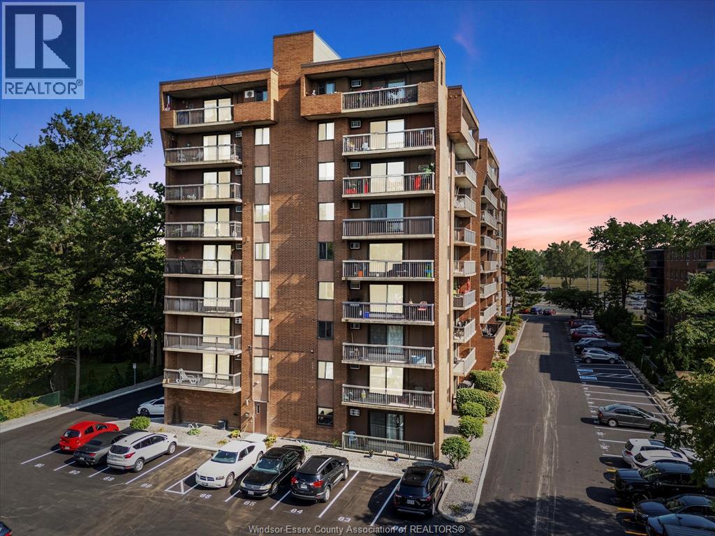 MLS# 25020272: 3636 Wyandotte STREET East Unit# 503, Windsor, Canada