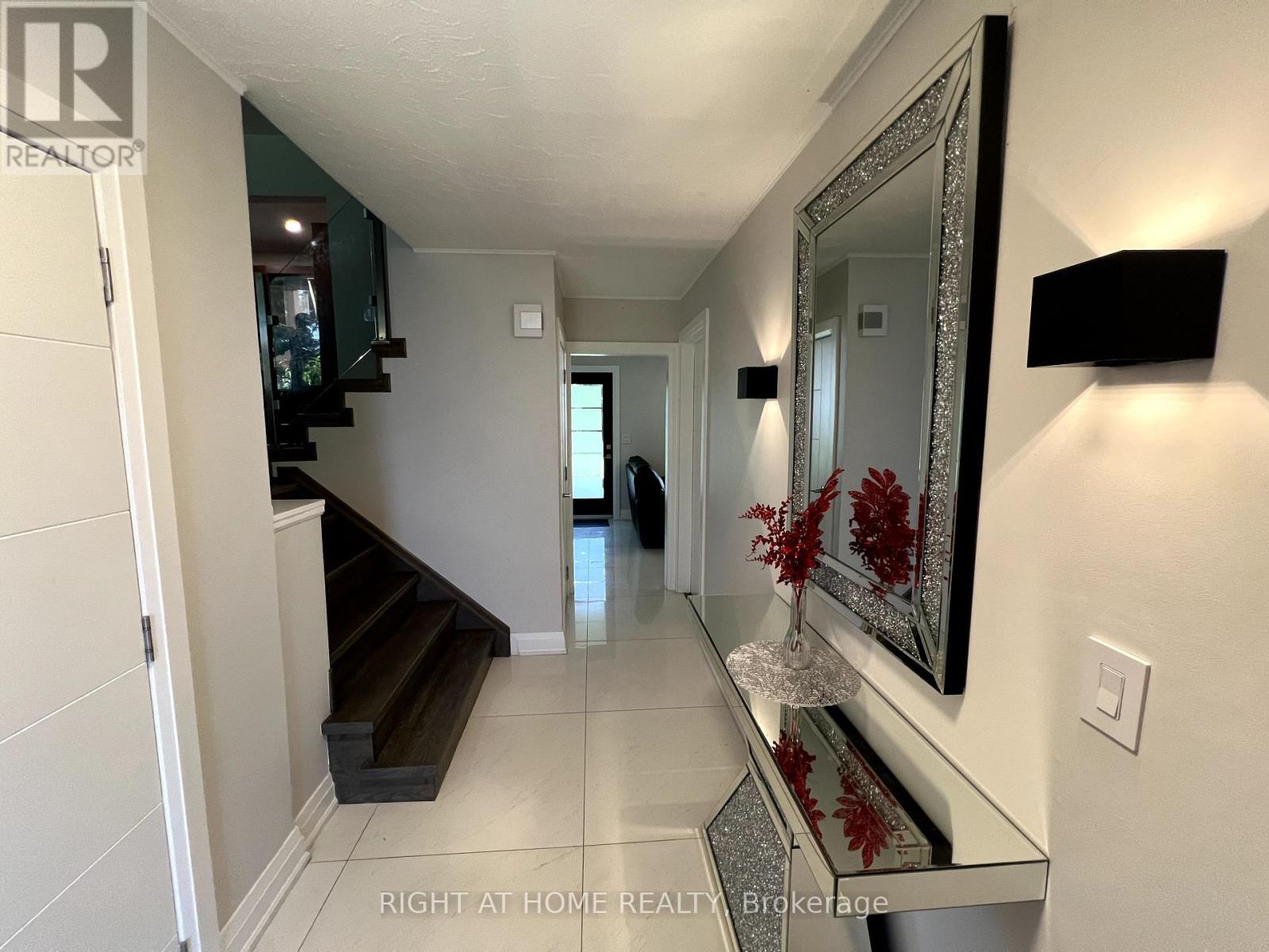 Property at 310 ADMIRAL ROAD image 4