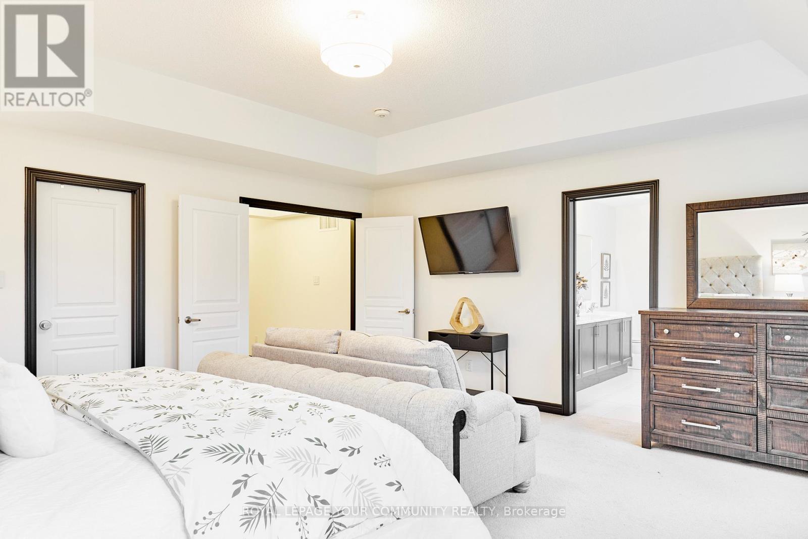 84 Lampkin Street, Georgina, Ontario  L0E 1R0 - Photo 30 - N12255418