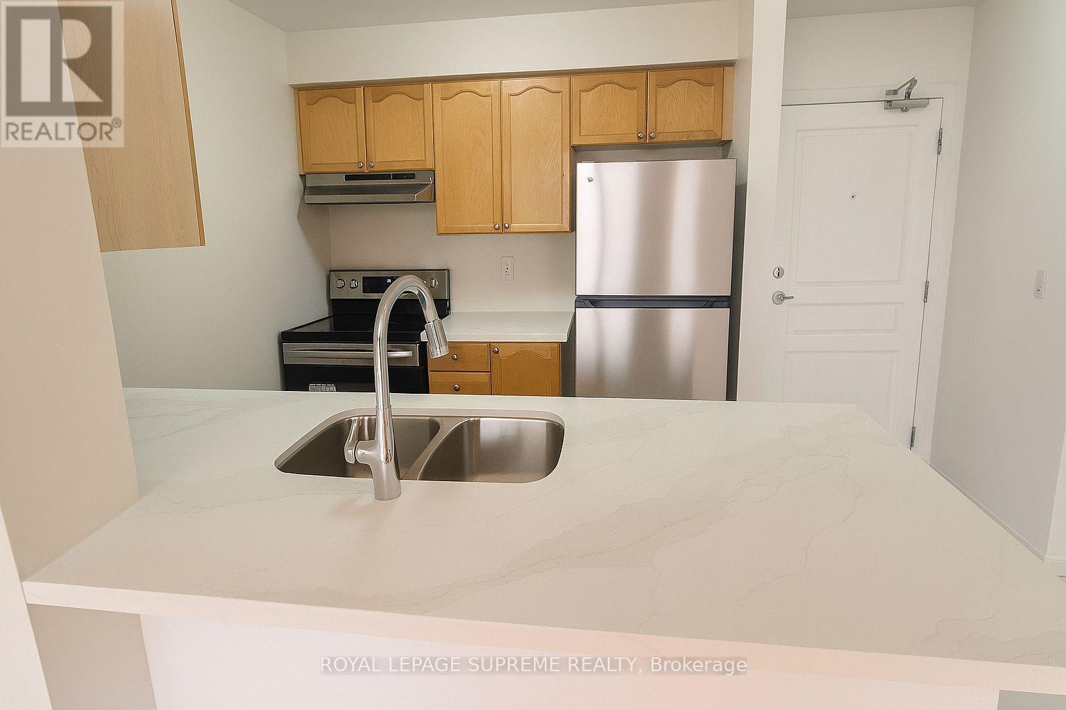 708 - 300 Ray Lawson Boulevard, Brampton, Ontario  L6Y 5H5 - Photo 13 - W12286080