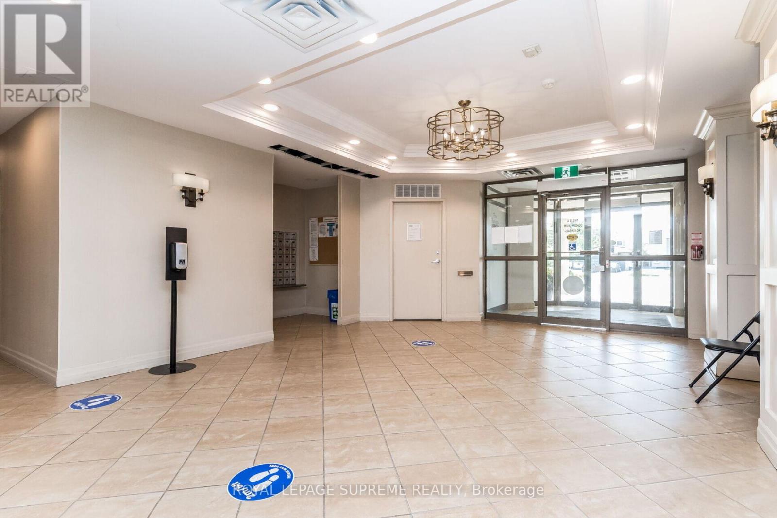 708 - 300 Ray Lawson Boulevard, Brampton, Ontario  L6Y 5H5 - Photo 6 - W12286080