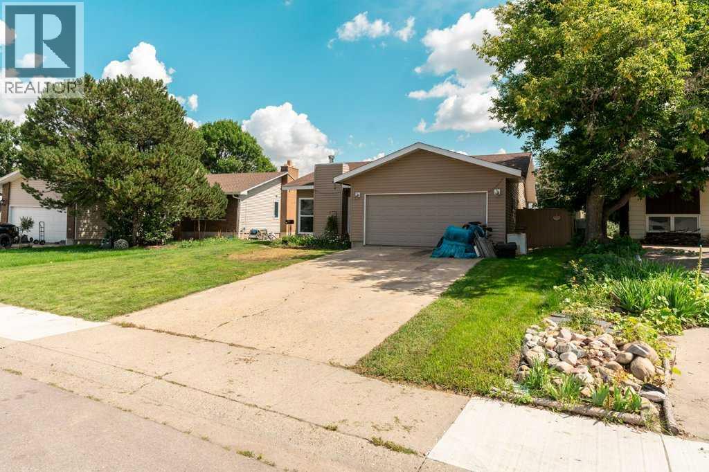 Property at 139 Laval Boulevard W image 2