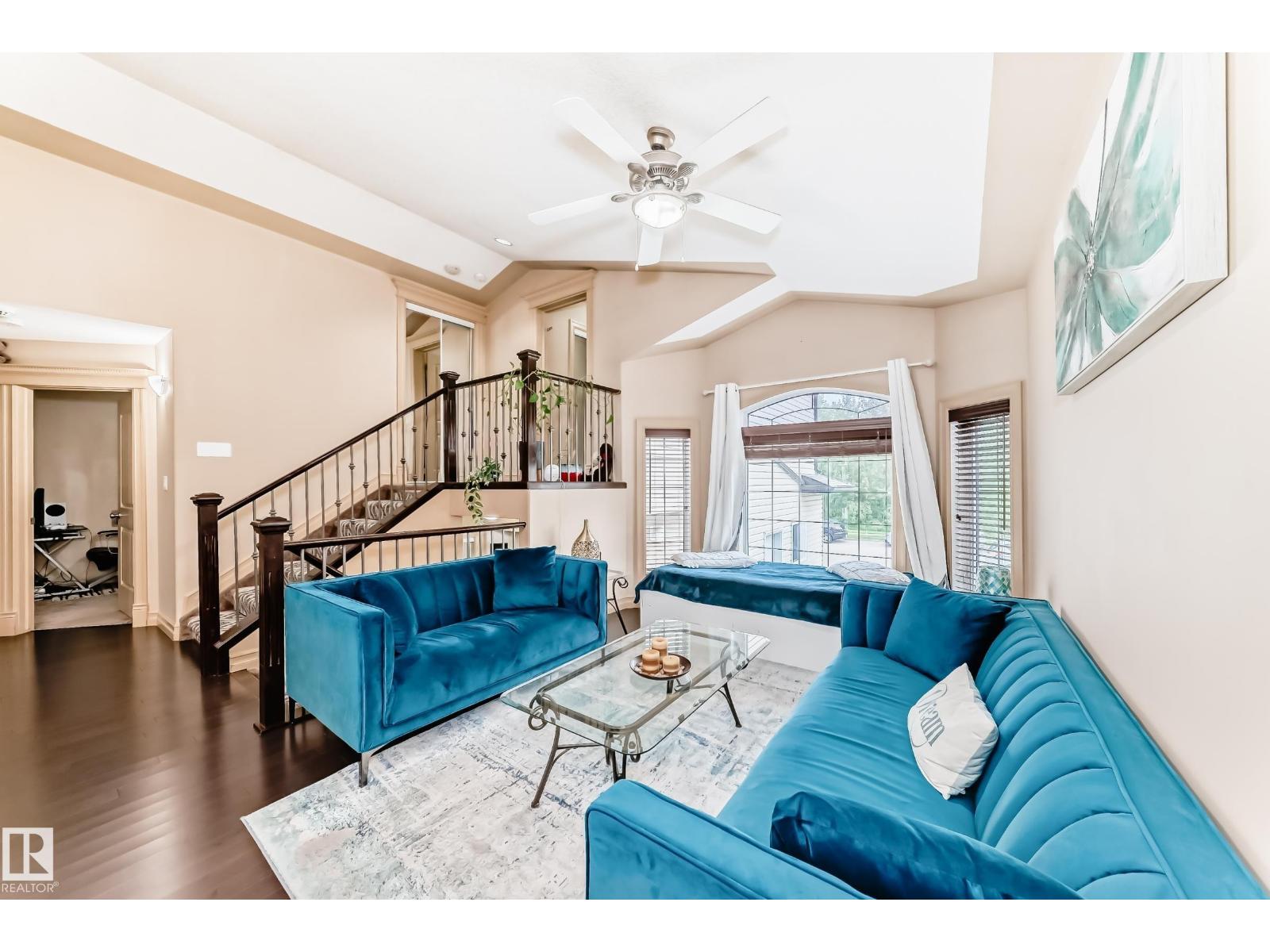 Property at 1913 33B AV NW image 2