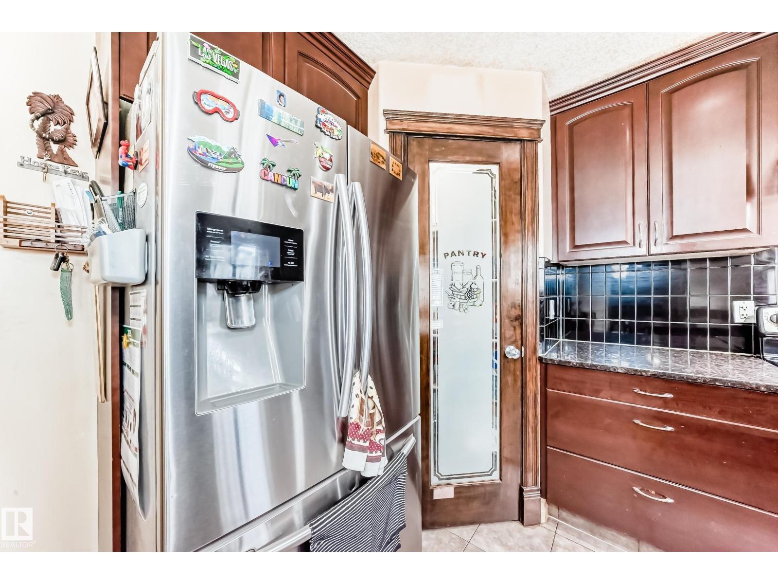 1913 33b Av Nw, Edmonton, Alberta  T6T 0H4 - Photo 35 - E4452352