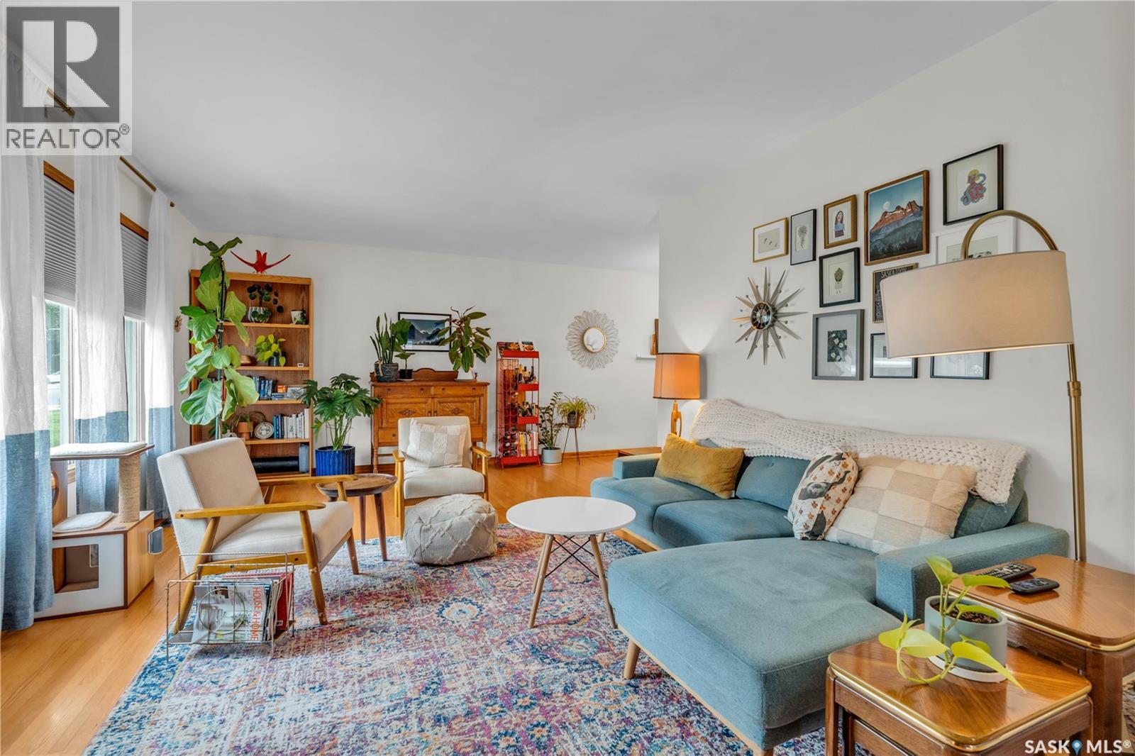 Property at 1917 Cumberland AVENUE S image 4