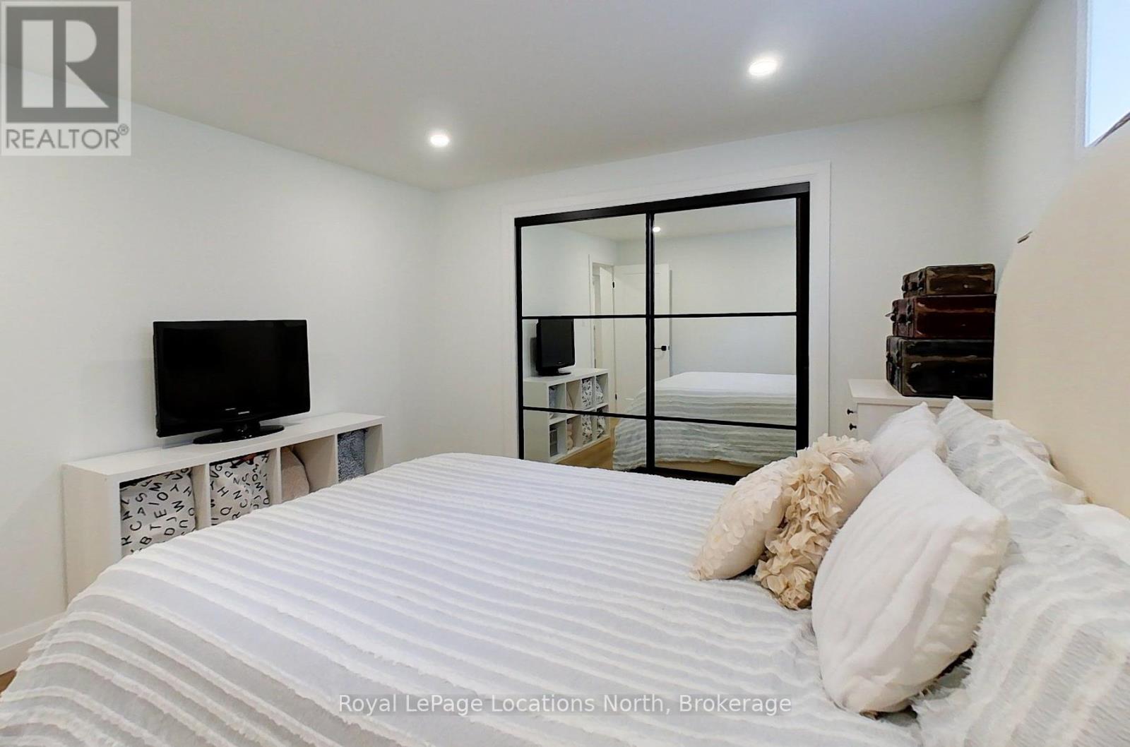 73 Marilyn Avenue S, Wasaga Beach, Ontario  L9Z 2Y1 - Photo 34 - S12328193