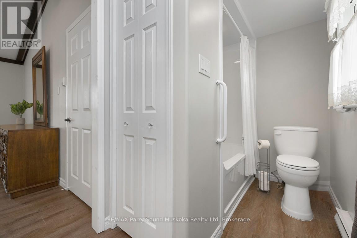 28 Lakeside Drive, Mckellar, Ontario  P2A 0B4 - Photo 29 - X12316981