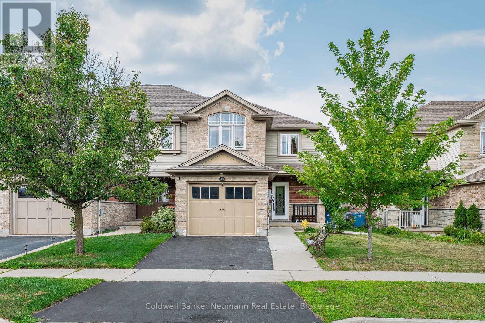 Property at 40 LAUGHLAND LANE image 1