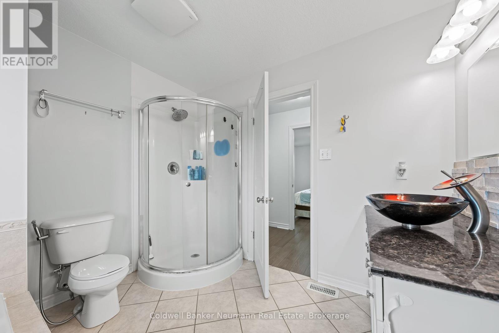 40 Laughland Lane, Guelph, Ontario  N1L 0C9 - Photo 23 - X12330439