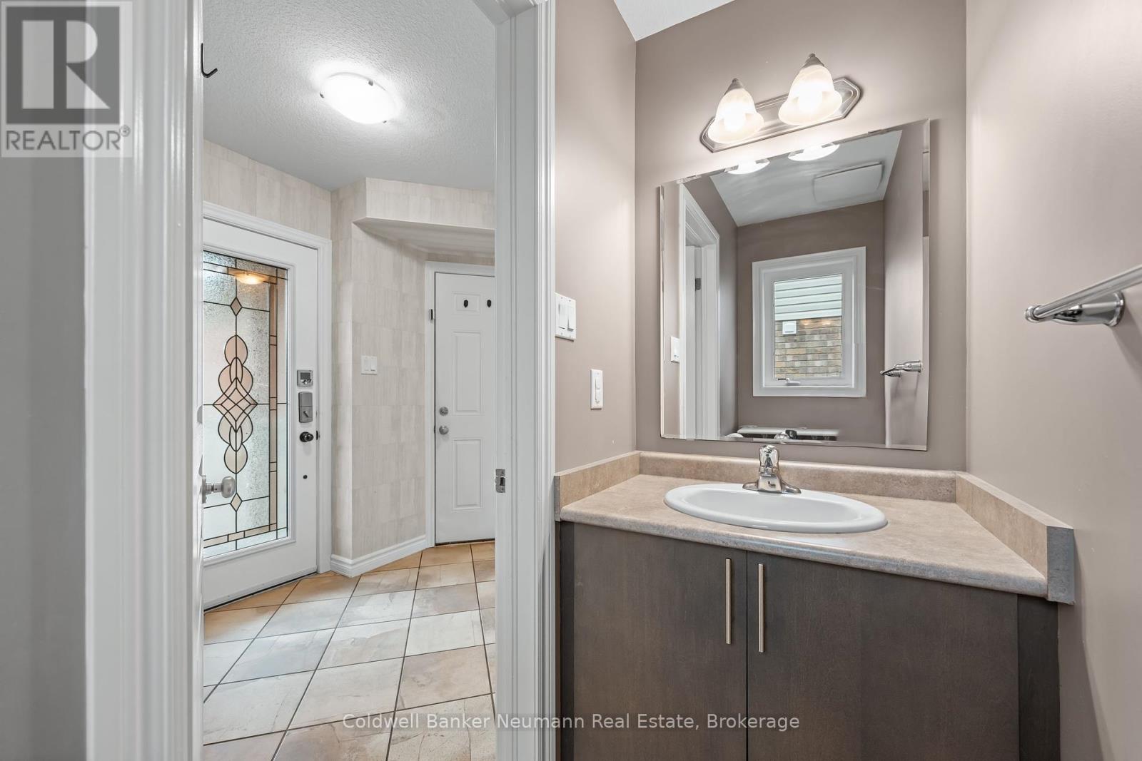 40 Laughland Lane, Guelph, Ontario  N1L 0C9 - Photo 16 - X12330439
