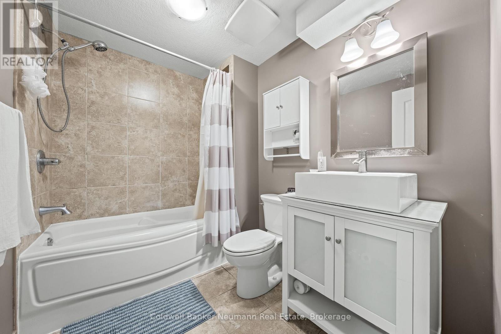 40 Laughland Lane, Guelph, Ontario  N1L 0C9 - Photo 30 - X12330439