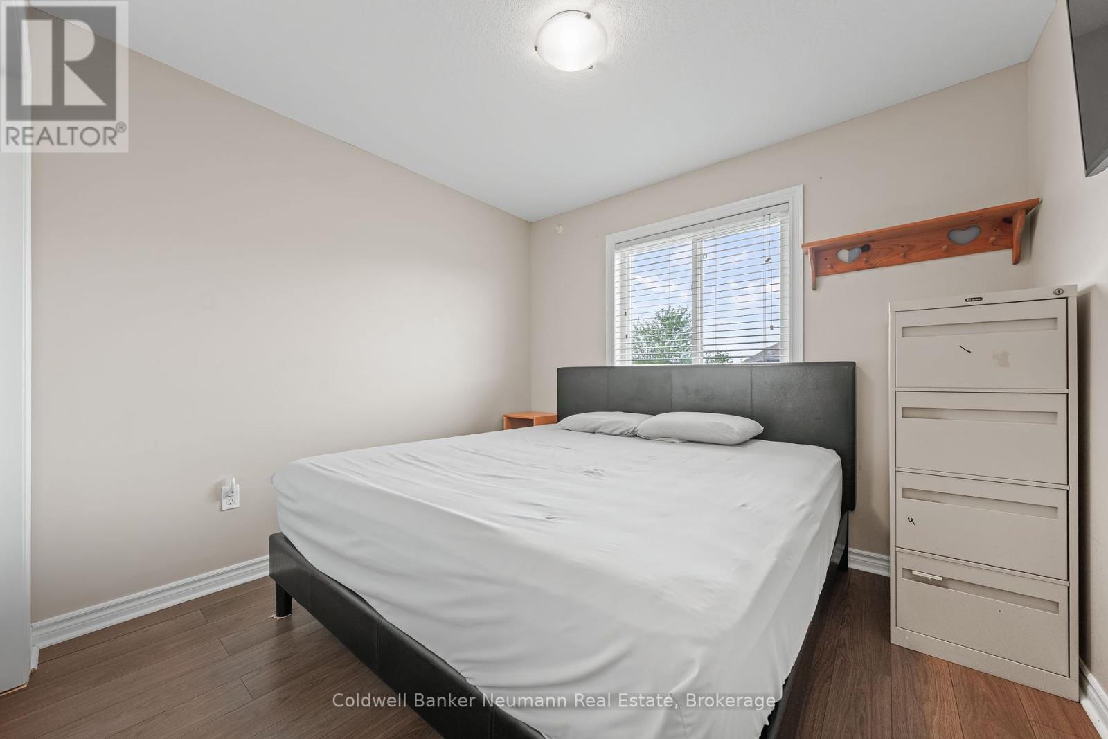 40 Laughland Lane, Guelph, Ontario  N1L 0C9 - Photo 24 - X12330439
