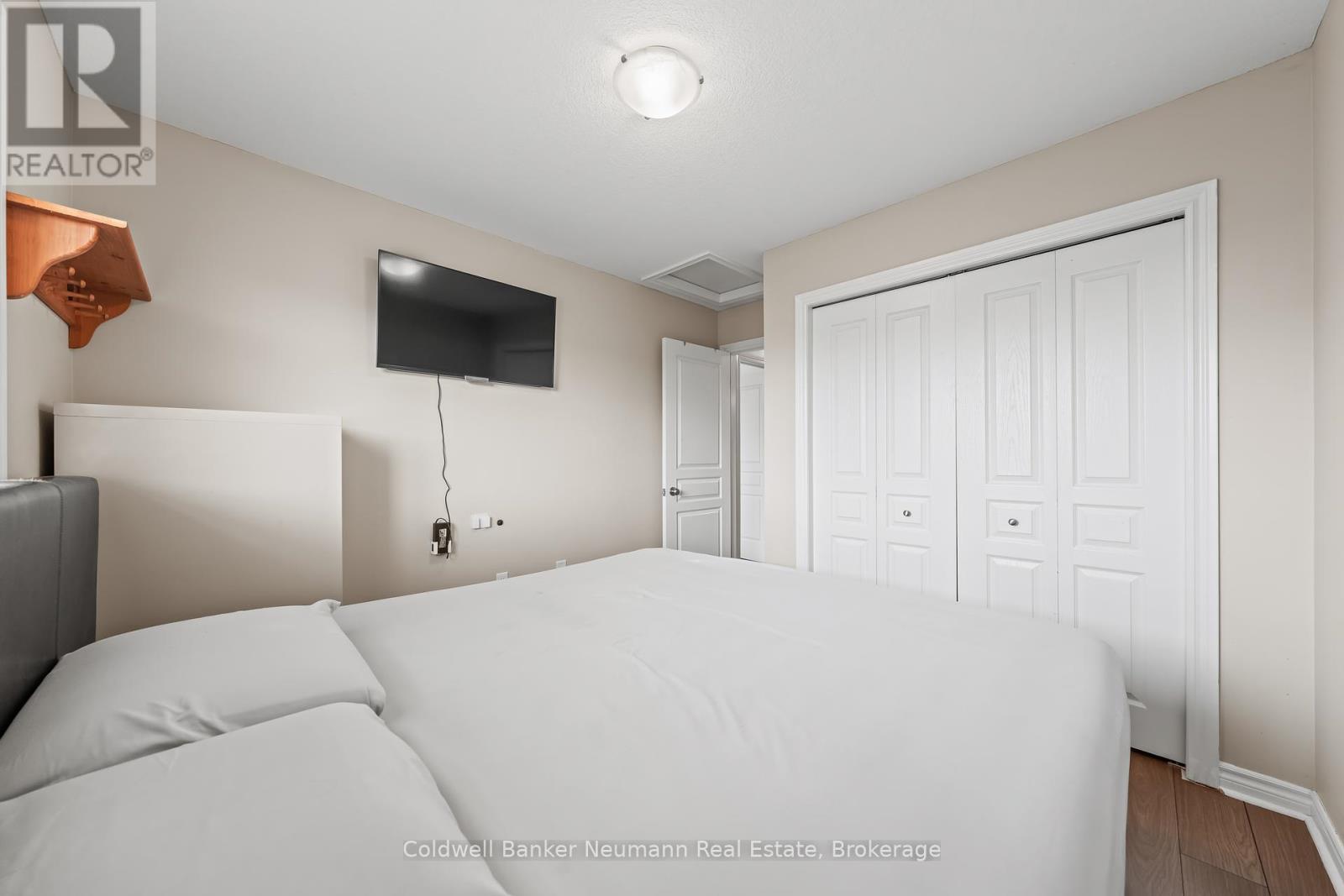 40 Laughland Lane, Guelph, Ontario  N1L 0C9 - Photo 25 - X12330439