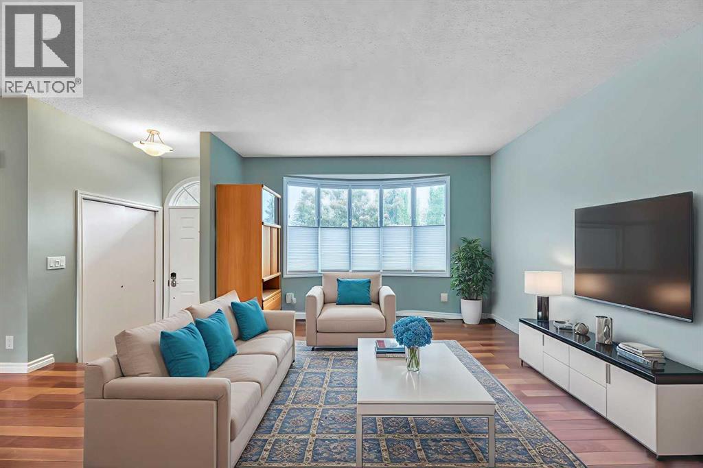 Property at 17 Windermere Road SW image 3